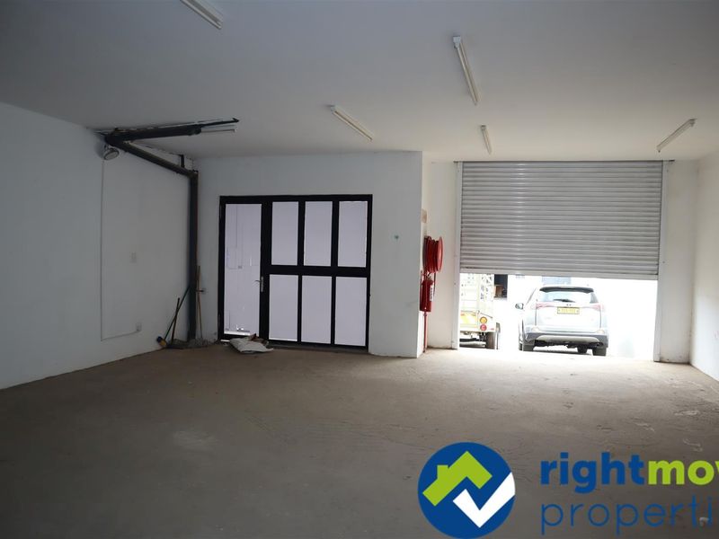 Easily accessible from the highway - Photo 4