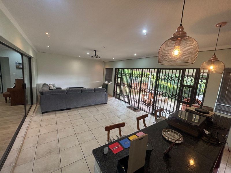 Immaculate three bedroom family home for sale in Westville - Photo 5