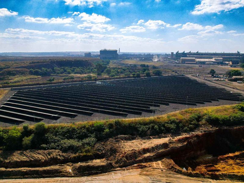 WORKSHOP, YARD AND SHED TO LET - Photo 4