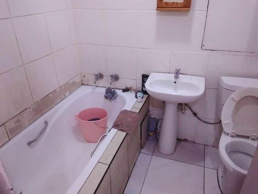 2 nd BATHROOM