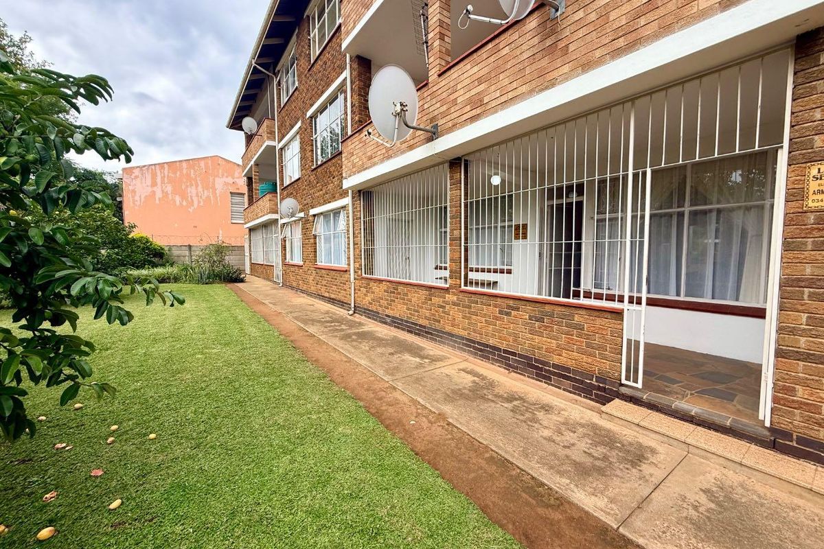 2 bedroom Flat for sale in Central Vryheid - Photo 3