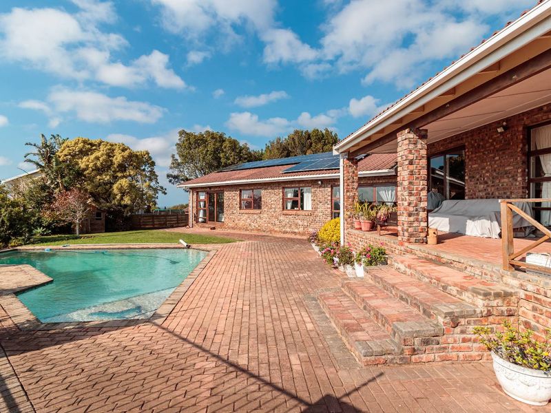 Where Timeless Family Living Meets Uninterrupted Views - Photo 6