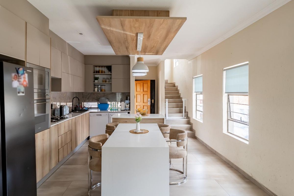 3 Bedroom Townhouse for sale in Meyersdal! - Photo 3