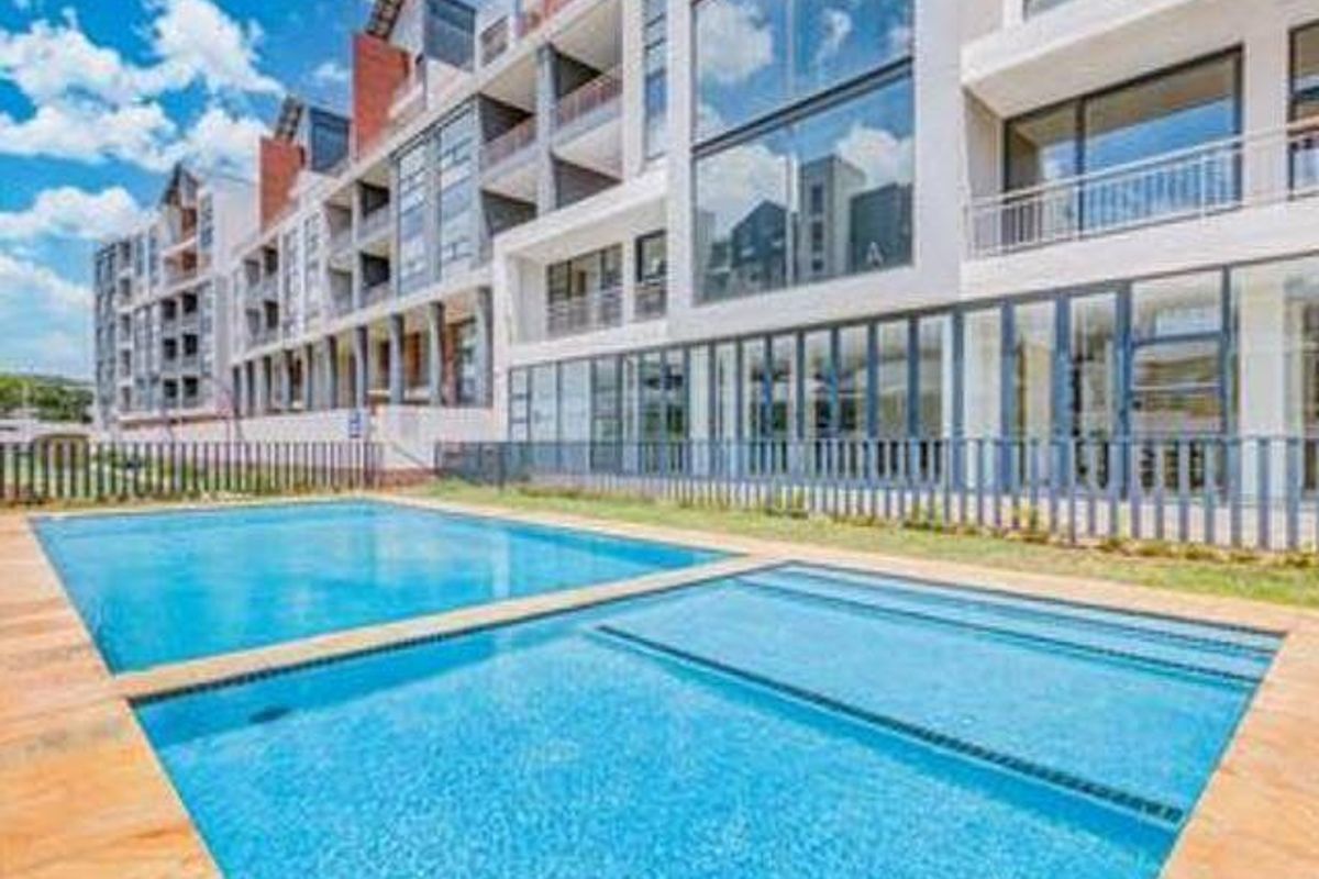 Emerald Skye - Photo 4