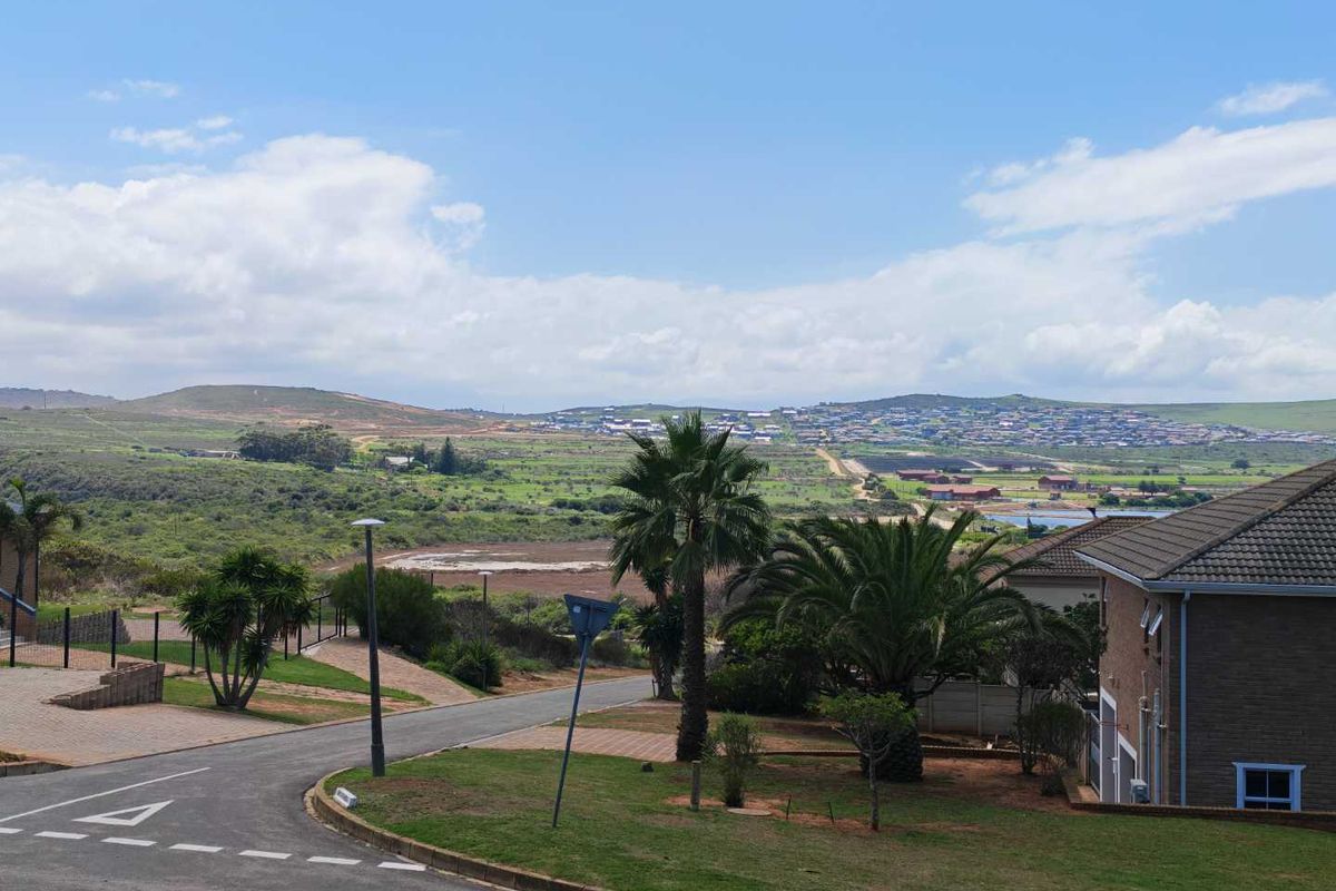 Coastal Gem in Hartenbos heuwels - Photo 2