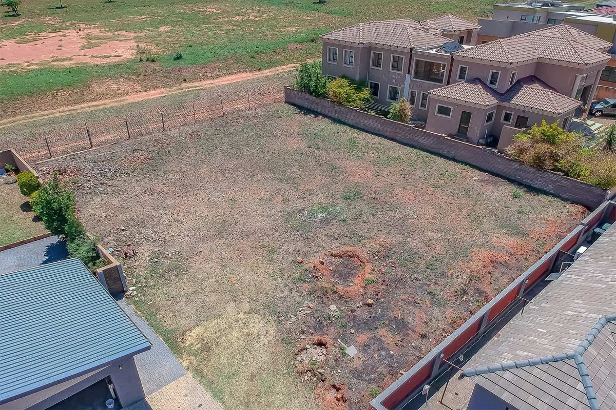 A Rare Opportunity in Amandasig’s Prestigious Magaliesberg Country Estate - Photo 4