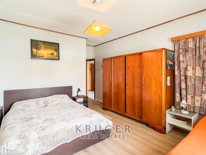 Still trying to make space in a home that feels too small? - Photo 6