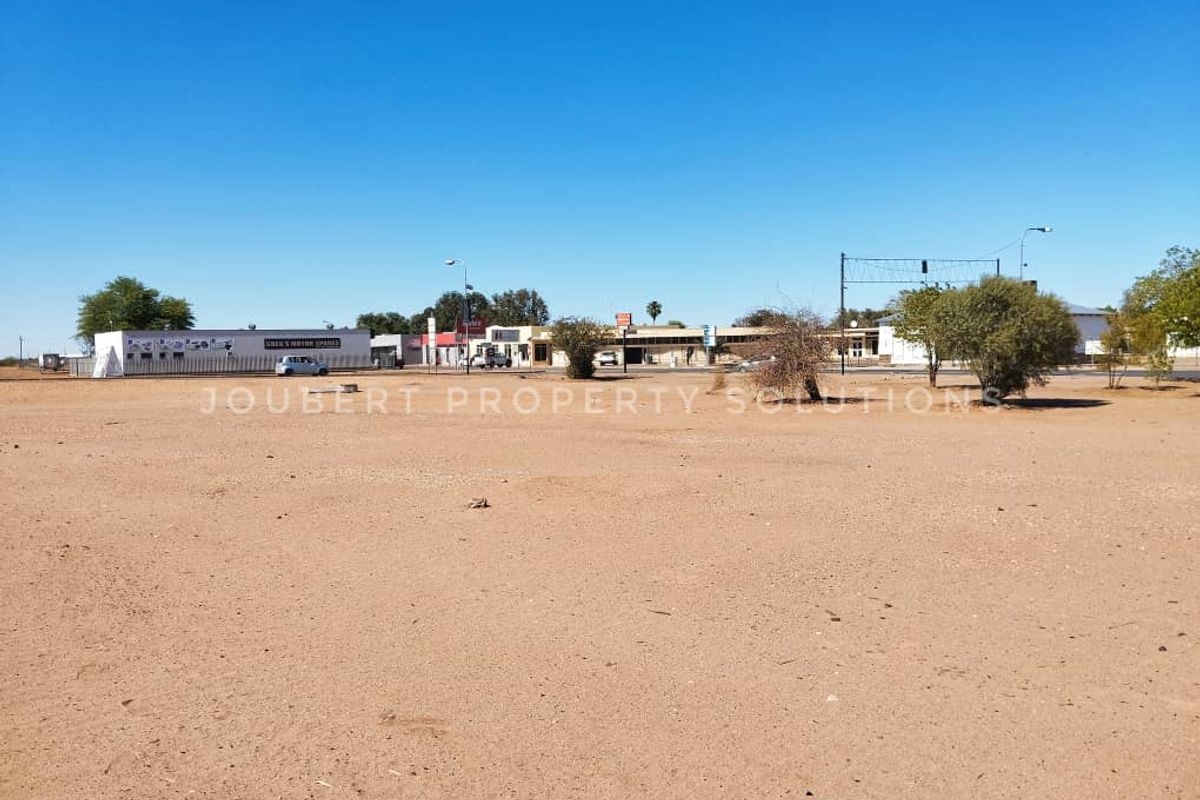 PRIME LOCATED ERF FOR SALE IN MARIENTAL - NAMIBIA - Photo 3