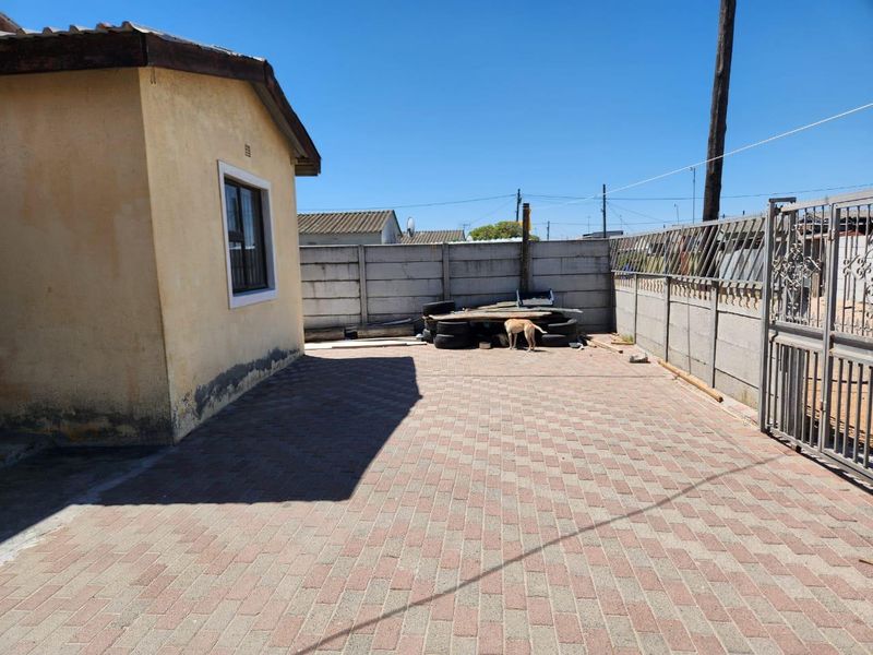 3 Bedroom house for Sale in Makhaza - Photo 7