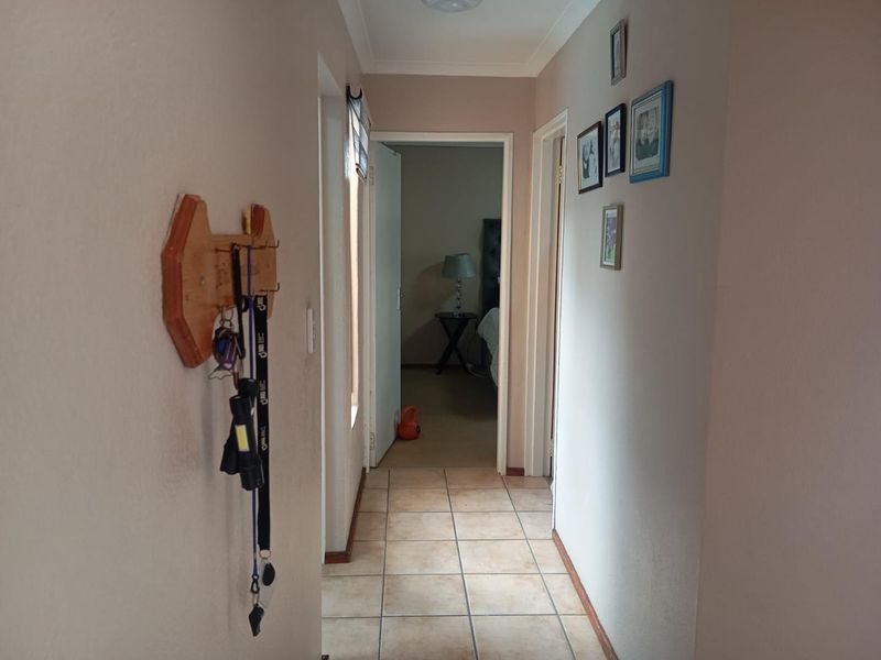 Two bedroom Townhouse in Kibler Park - Photo 7
