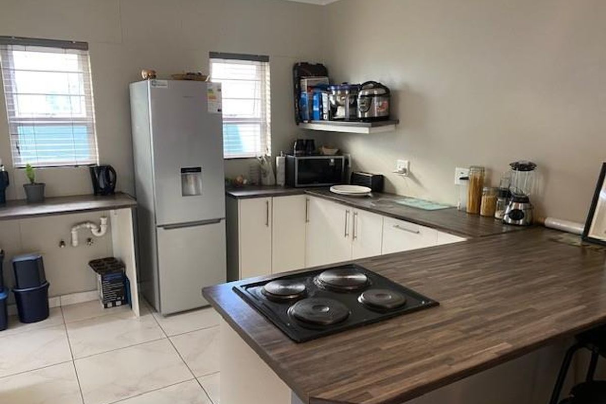 3 Bedroom Townhouse for Sale, Kramersdorf, Swakopmund - Photo 3