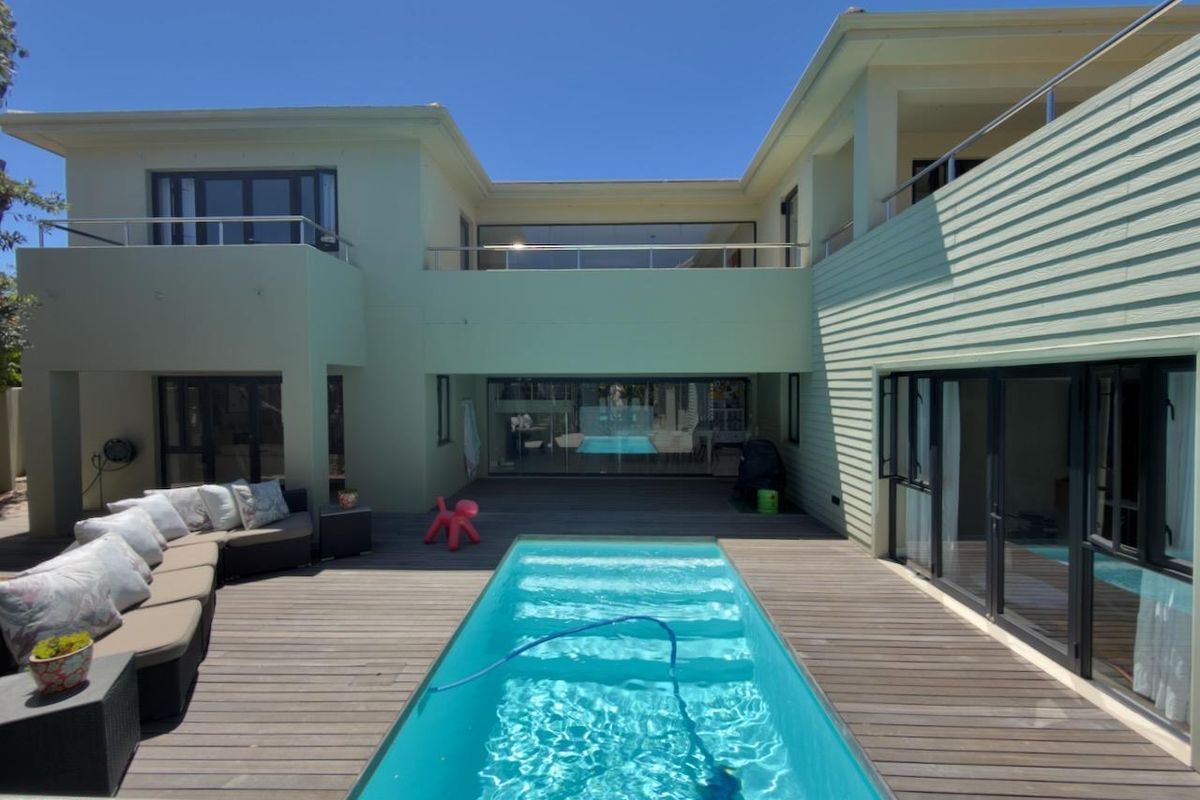 3 Bedroom Beach-side Home in Security Estate - Photo 2