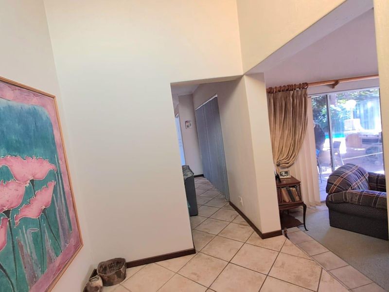 4 Bedroom Family Home - Photo 2