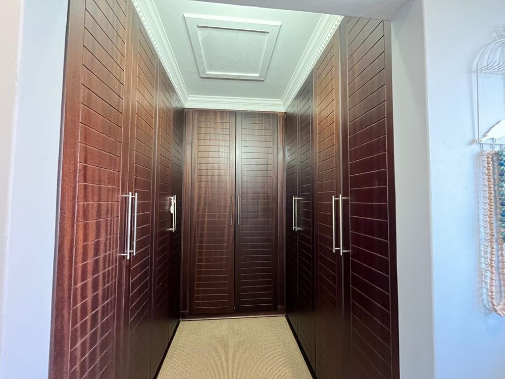 Walk in closet.