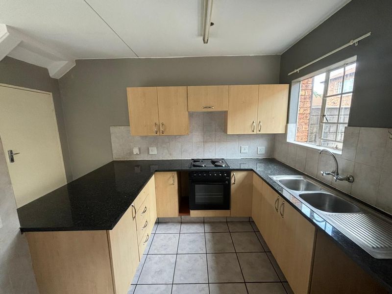 Two Bedroom Duplex in Annlin for sale - Photo 7