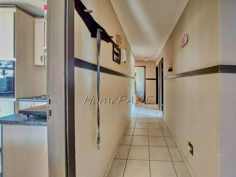 Hermes, Walvis Bay:  Spacious 3 Bedr Home is for sale - Photo 10