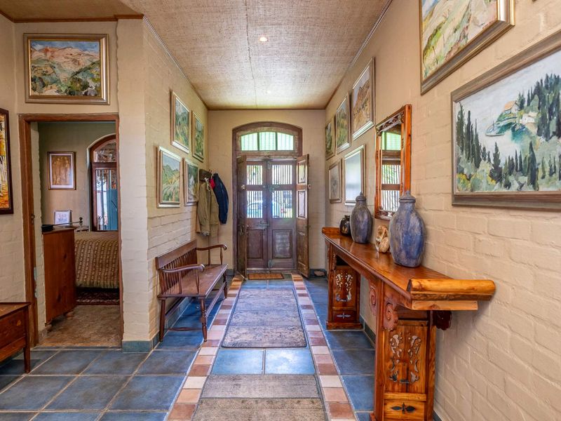 Sole Mandate: Exceptional Beachfront Property with Uninterrupted Views - Photo 4