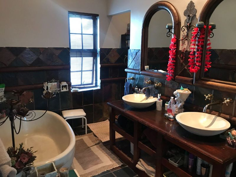 Welcome Home to your own piece of Paradise - Photo 4