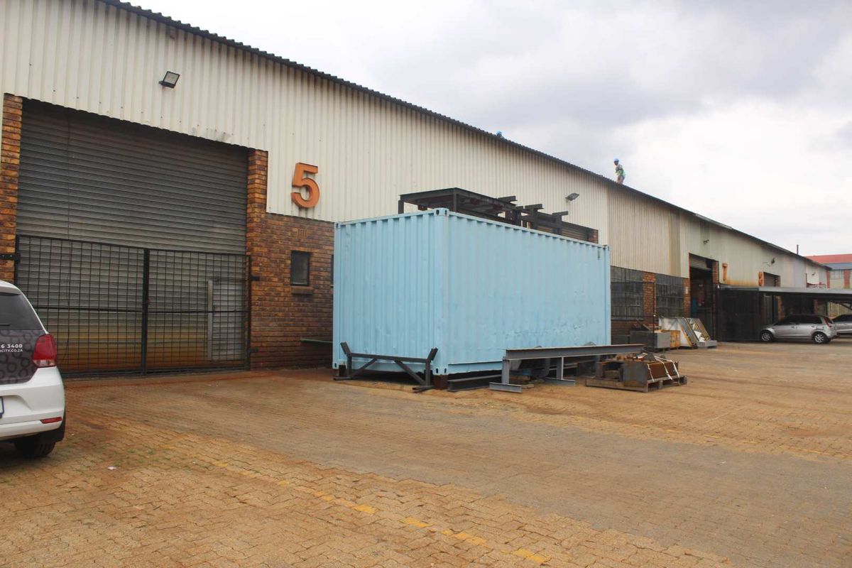 Warehouse / Industrial Unit To Rent | Waltloo, Silverton | ±300m2 - Photo 3