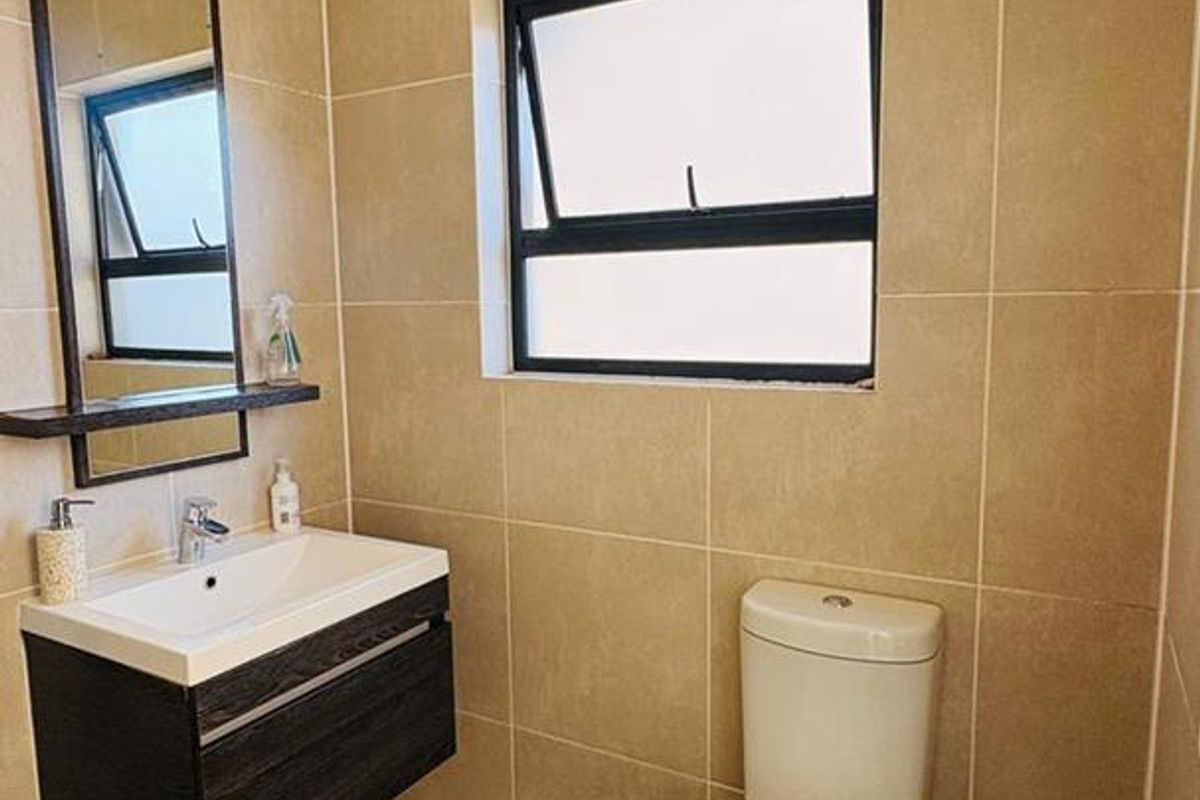 Modern 3 bedroom Apartment in Westlake Eco Estates on the first floor - Photo 5