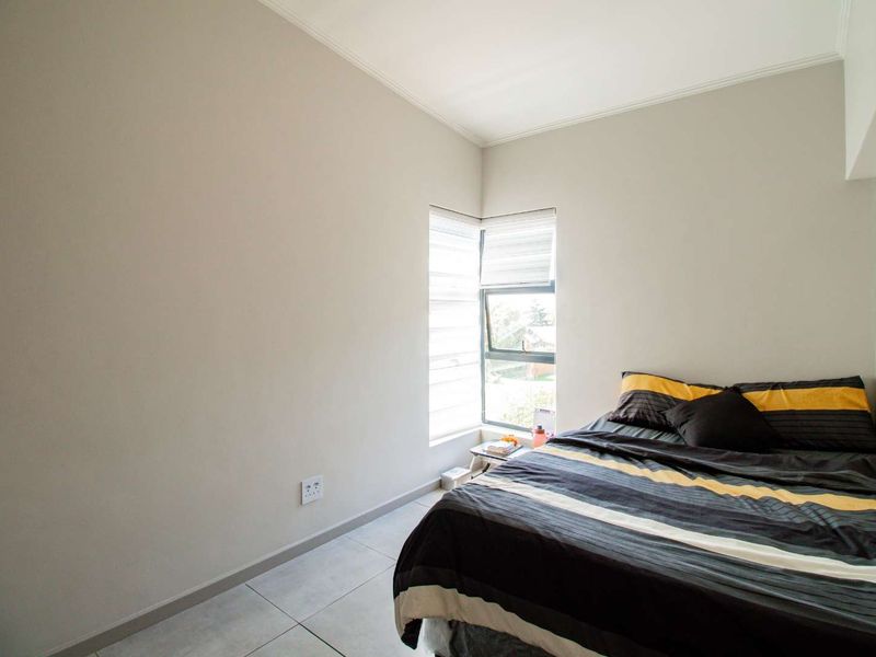 Welcome Home to Your Modern Two Bedroom Apartment! - Photo 7