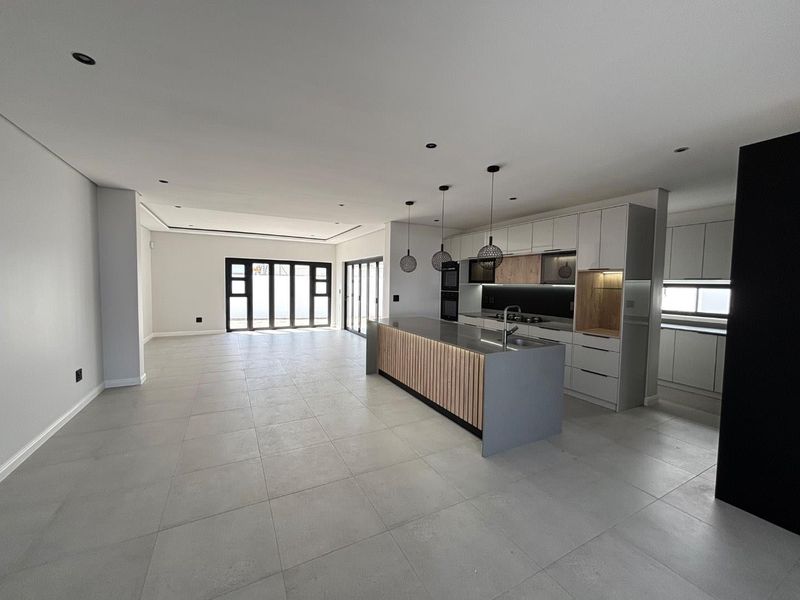 Brand new 4 bedroom home in Sandown - Photo 4