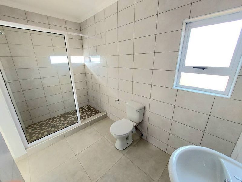 Newly Build Omdel home - Photo 7