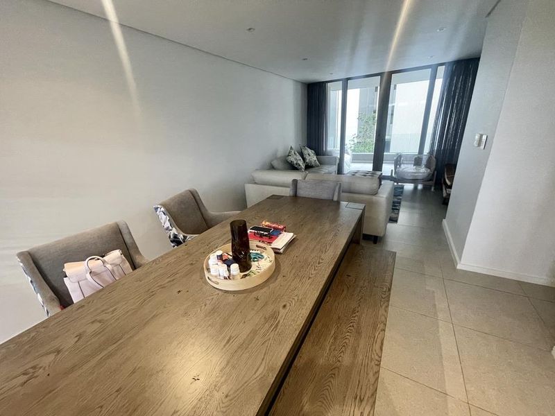 Hendra - Fully Furnished Luxury 2-Bedroom Apartment in Sibaya Precinct To Rent - Photo 8