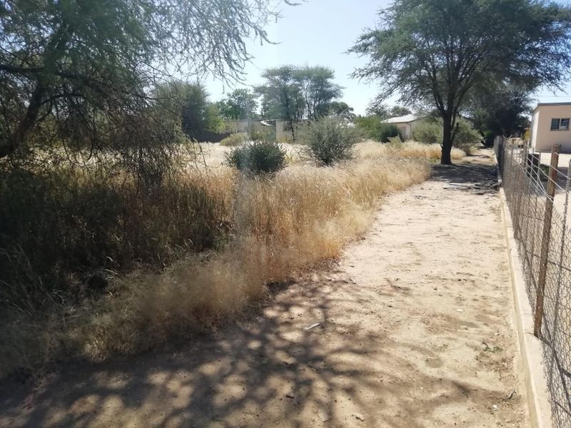 FOR SALE- RESIDENTIAL ERF IN OMARURU, NAMIBIA - Photo 4