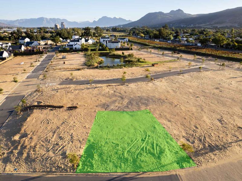A Winelands Canvas with Iconic Mountain Views at Paarl Valleij Lifestyle Estate & Farm - Photo 2