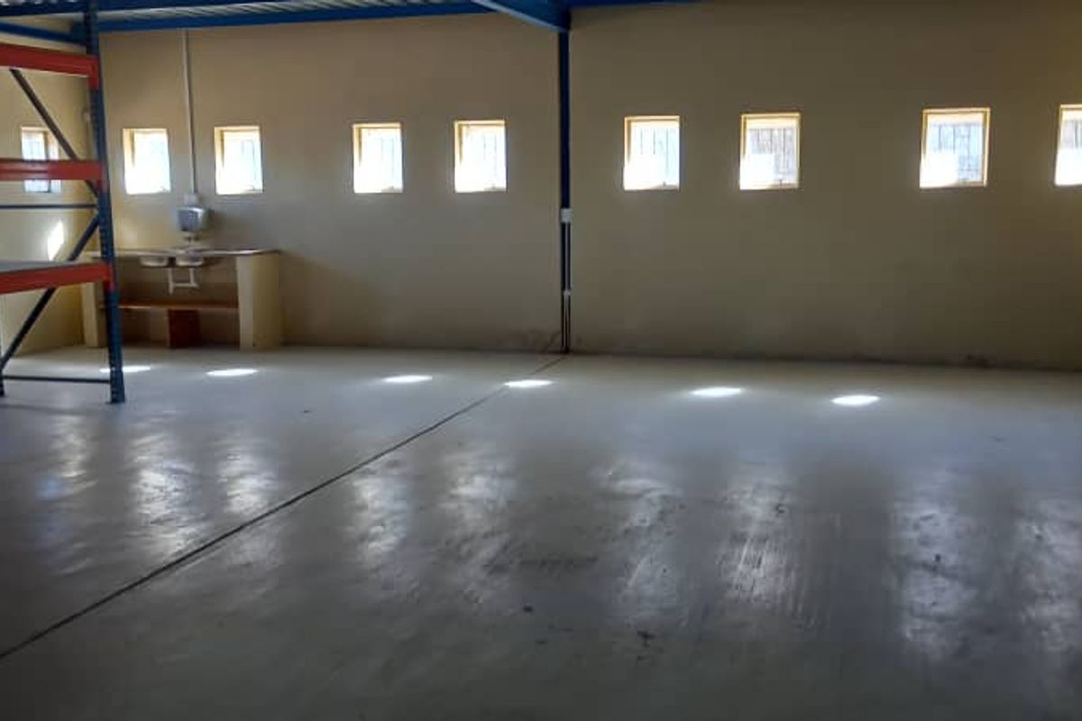 Warehouse with Offices & Butchery with Cooling Room - Photo 3