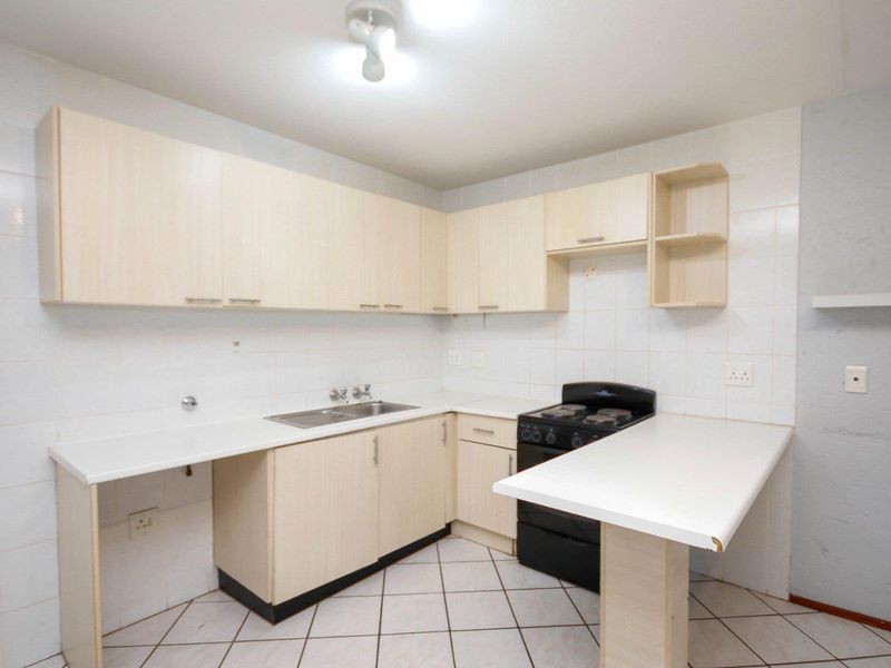 1 bedroom Apartment in Morningside, Sandton - Photo 7