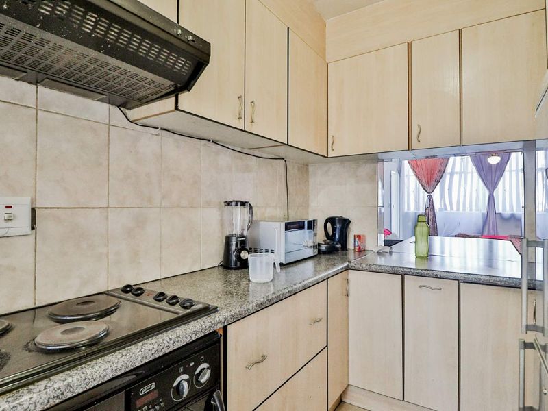 2 Bedroom  Apartment in Benoni CBD - Photo 7