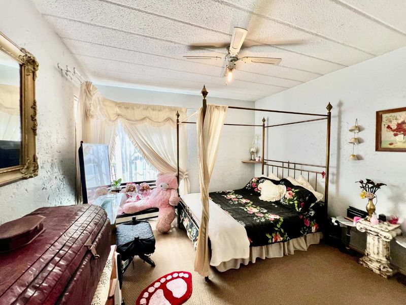 Prime Location! Wilbur Woods: Comfort & Convenience at Its Best - Photo 8