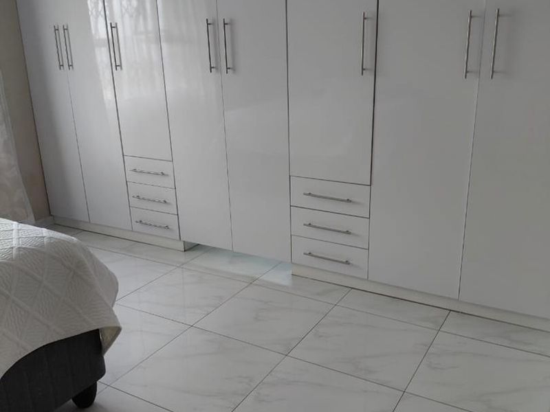 Spacious 4-Bedroom Family Home for Sale – Near Osindisweni Hospital - Photo 7