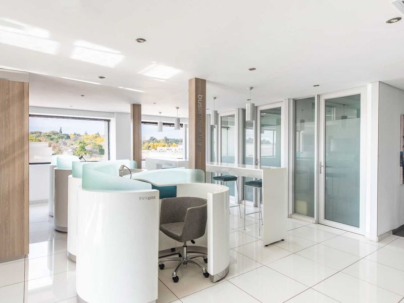 Fully serviced private office space for you and your team in Regus Brooklyn Bridge. - Photo 4