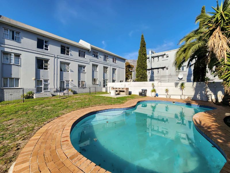 Neat and secure two bedroom apartment in Centreville - Photo 4