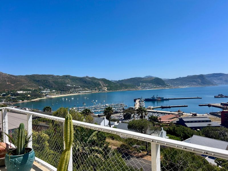 Four bedroom house for sale in Simons Kloof - Photo 2