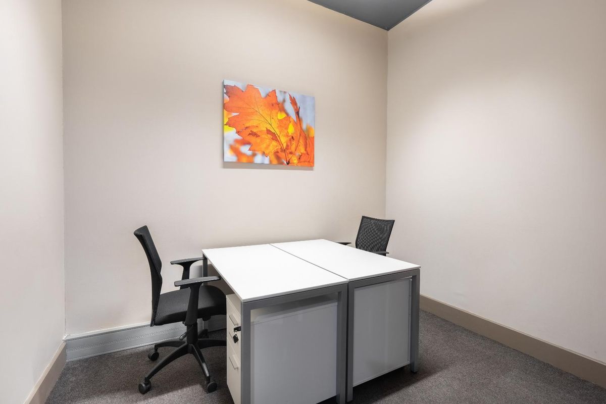 Private office space for 1 person in Regus Eikestad Mall Stellenbosch - Photo 2