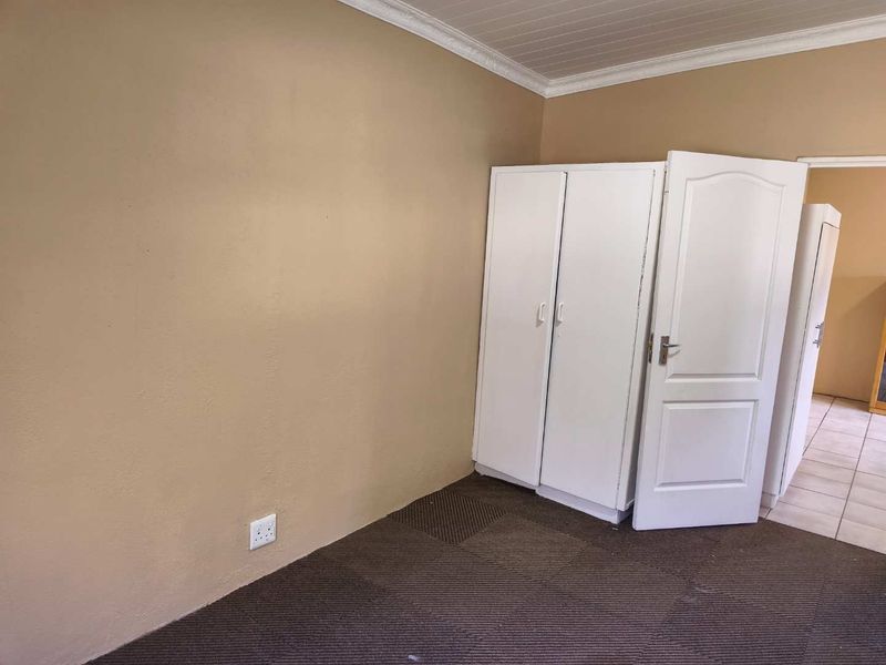 2 Bedroom cottage to rent in Joostenbergvlakte - Photo 9