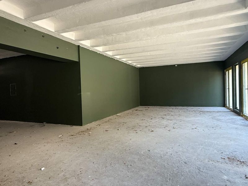 272m2 retail unit to let in Gardens - Photo 9