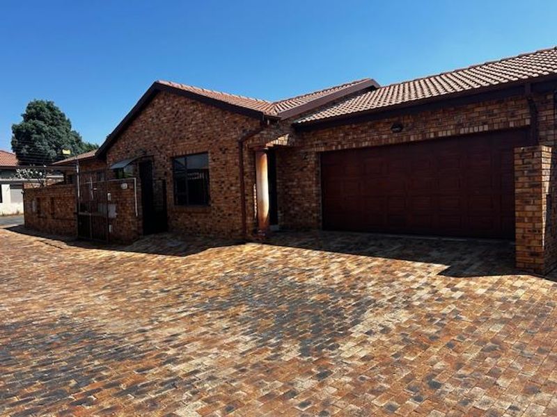 Full Title Cluster for Sale - Photo 3