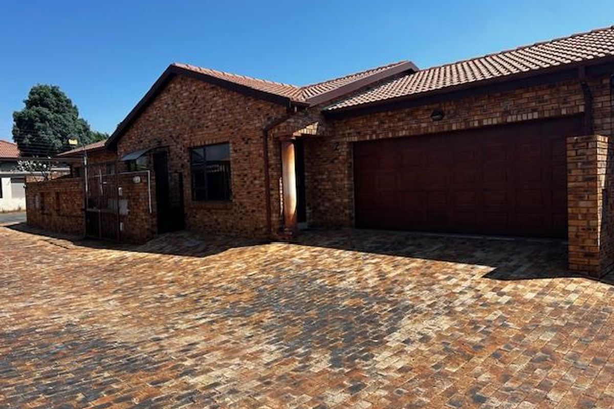 Full Title Cluster for Sale - Photo 3