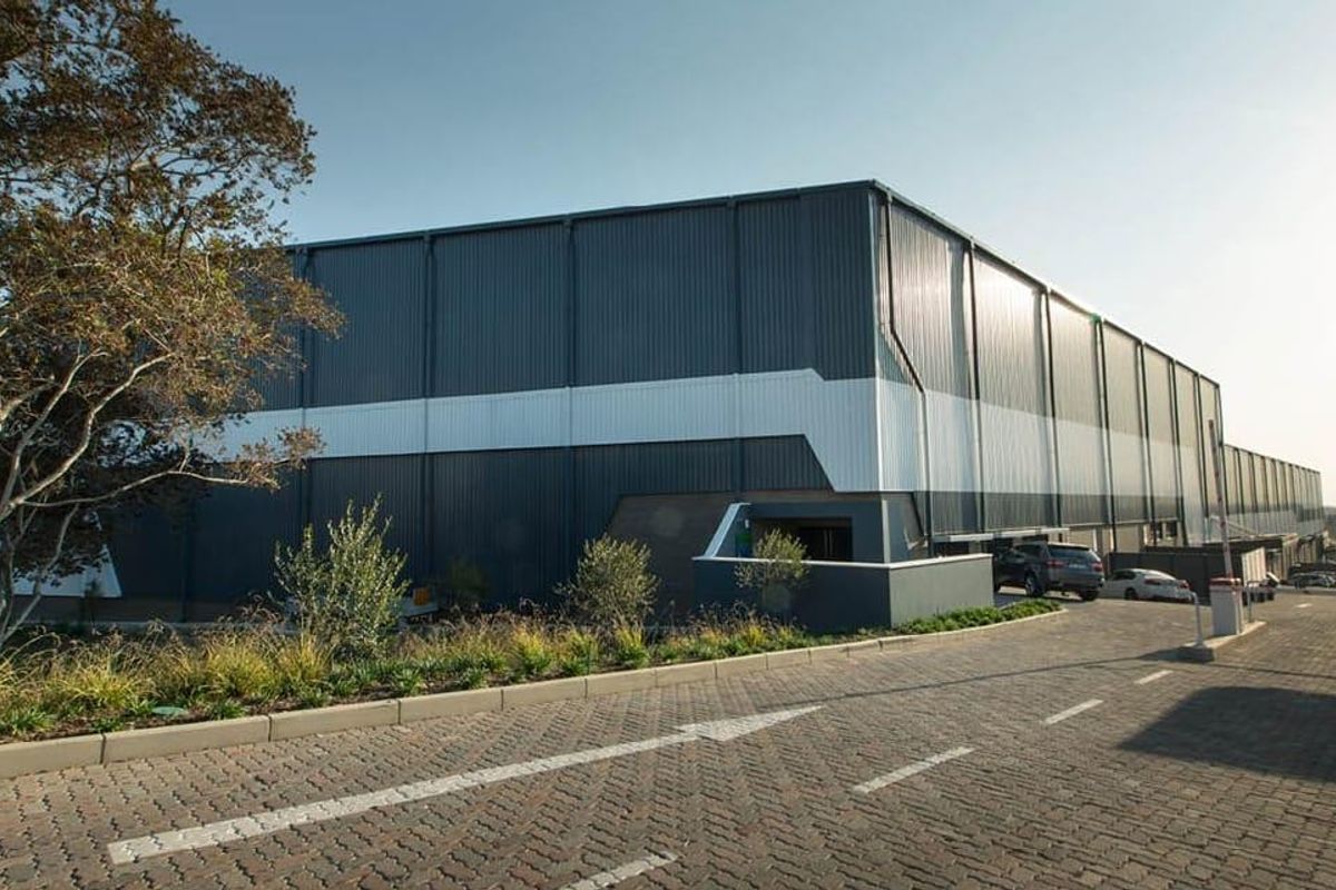 8 124m2 Waterfall Midrand Warehouse To Let - Photo 3