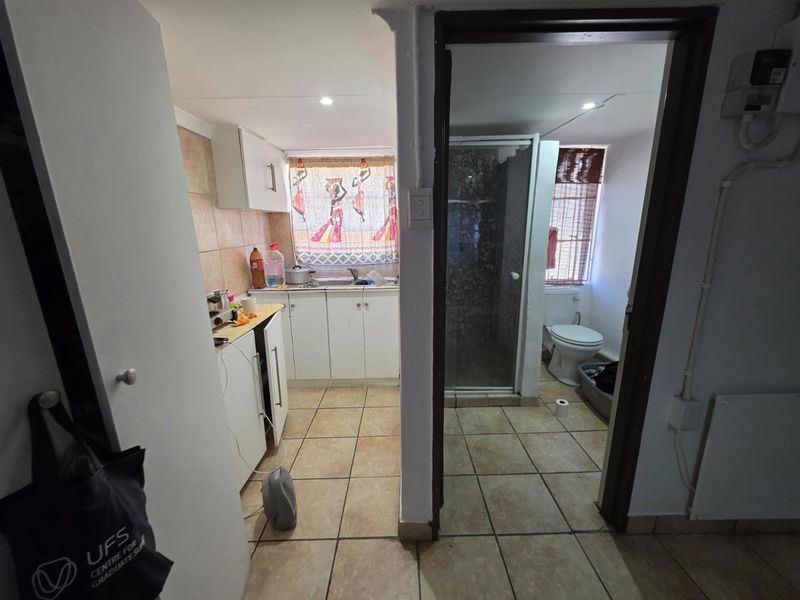 Student accomodation close to University of Free State - Photo 3