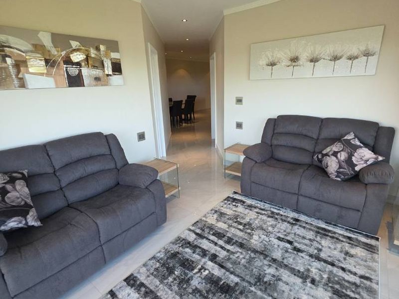 MAGNIFICENT FULLY FURNISHED 2 BED APARTMENT IN SANDHURST - Photo 5