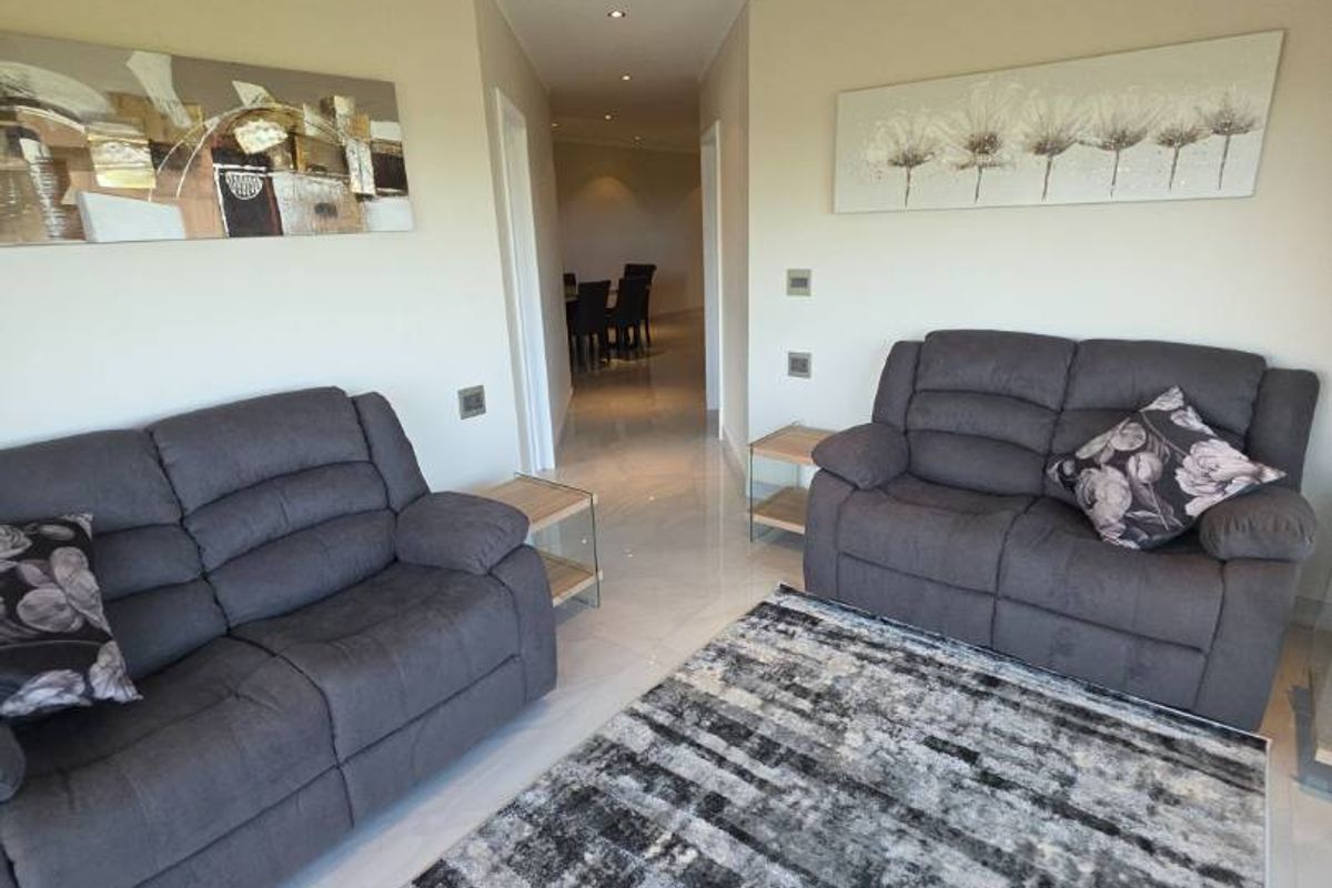 MAGNIFICENT FULLY FURNISHED 2 BED APARTMENT IN SANDHURST - Photo 5
