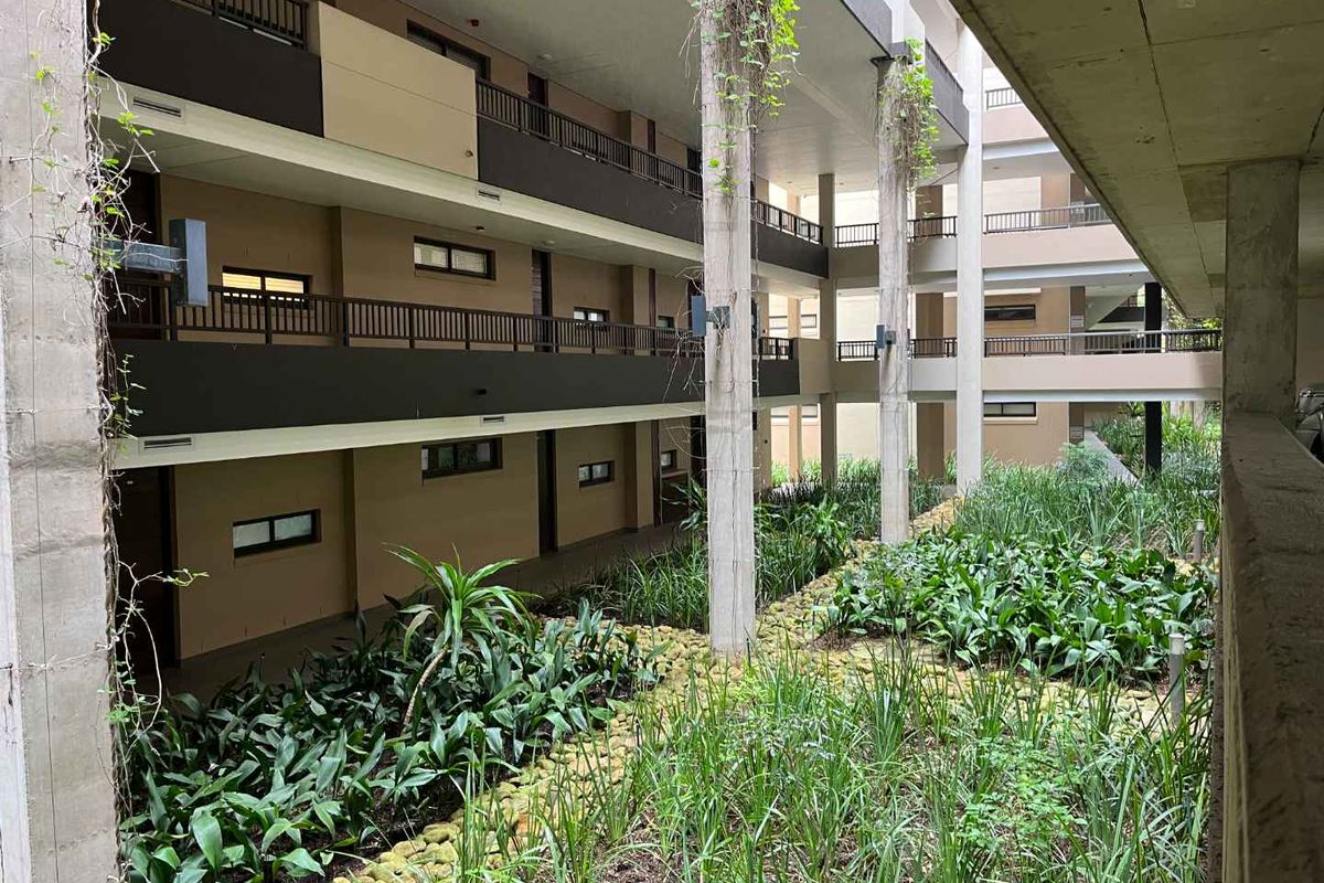 Priced to sell ...Top Floor Zimbali Suites Apartment for Sale - Photo 5