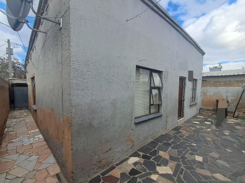 An Investment Property In Ivory Park - Photo 8