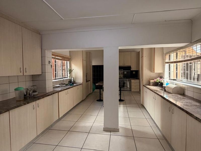 Your Dream Home Awaits! - Photo 3